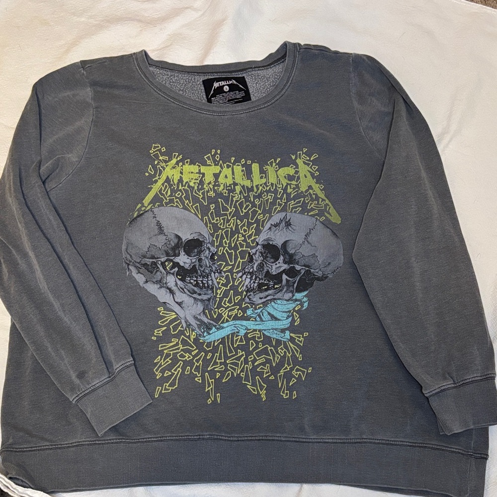 Metallica Gray Graphic Crewneck Top- Torrid